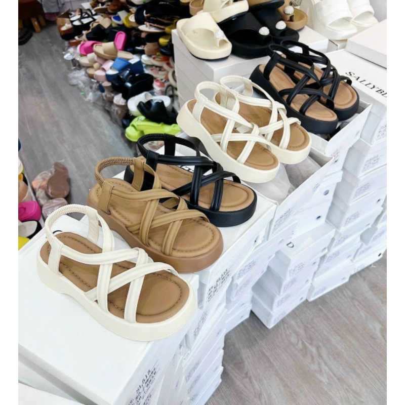 🍄🍄🍄SANDAL QUAI CHÉO