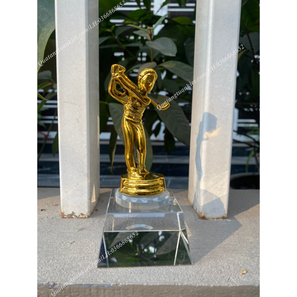 Cúp Thể Thao Golf Mạ Vàng