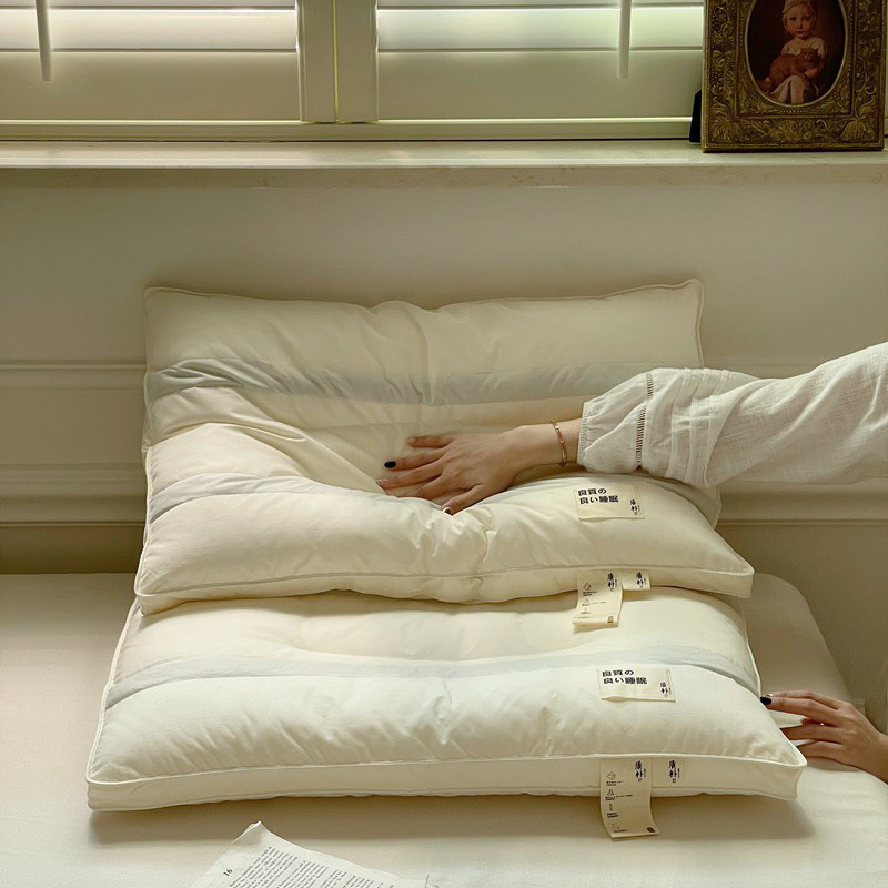 Ruột gối lông vũ massage IGUN BEDDING bề mặt vải cotton kháng khuẩn