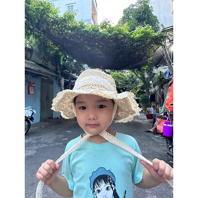 Mũ Cối Đi Biển Dây Ren Dài Siêu Cưng Cho Bé Gái