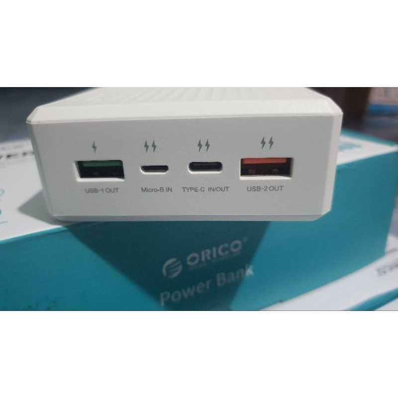 Sạc dự phòng 30.000 mAh Orico sạc nhanh PD18w