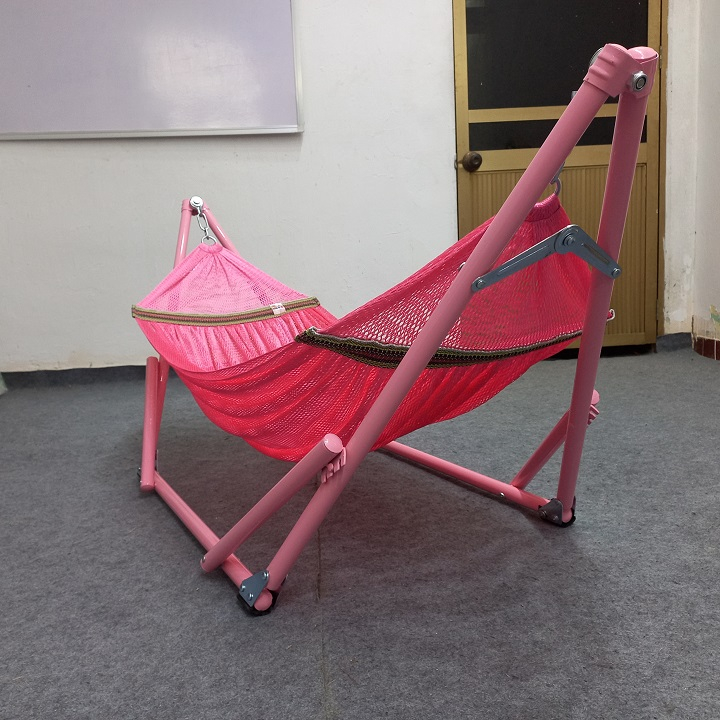 Bộ võng xếp mini dành cho em bé màu hồng gồm khung võng và võng