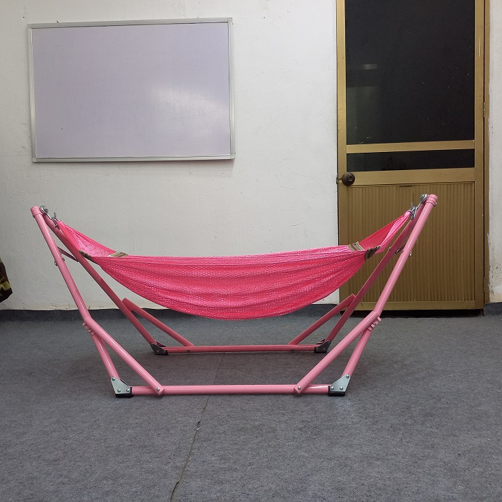 Bộ võng xếp mini dành cho em bé màu hồng gồm khung võng và võng