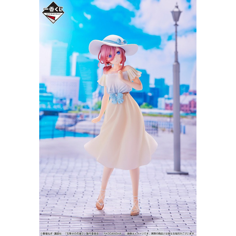 Mô hình Nakano Miku - Ichiban Kuji picnic ver