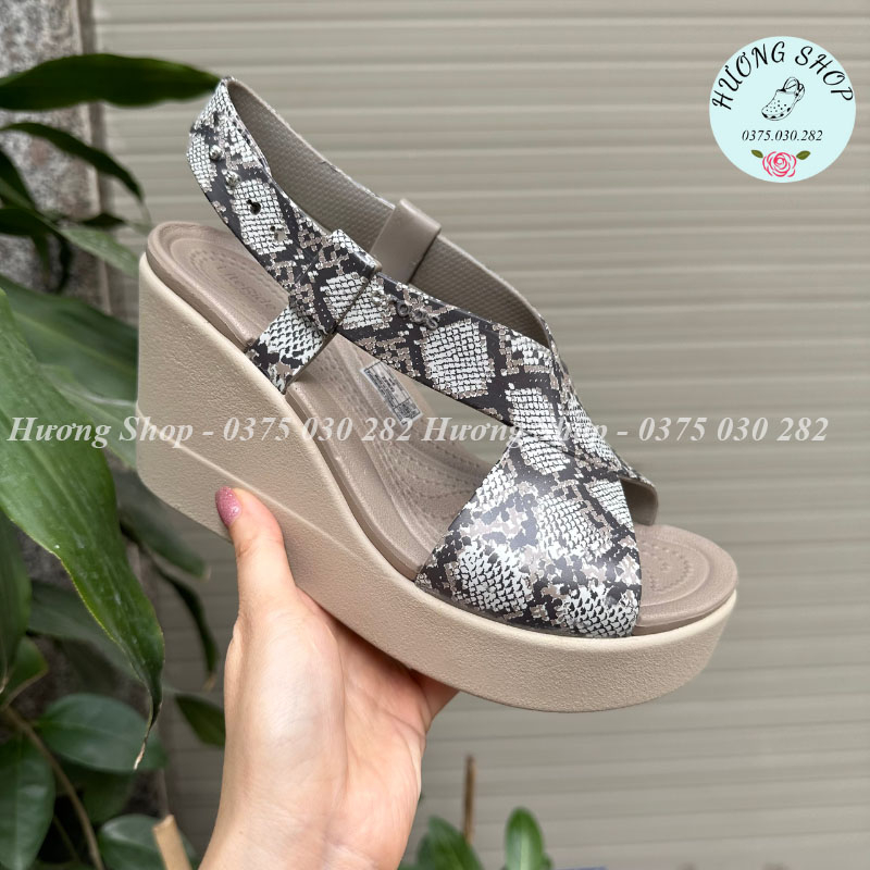 Sandal Broo.kl.yn quai chéo 9p màu da beo sang chảnh cho chị em