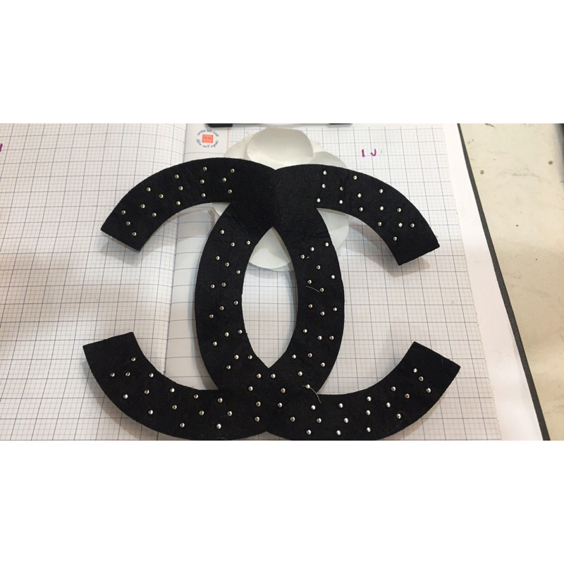 Miếng vá áo chữ X