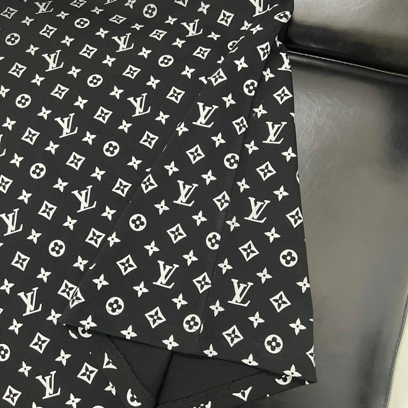 Áo LV Monogram Gradient Nam Nữ Đen Hàng Cao Cấp Chính Hãng Cực Đẹp Hottrend 2023