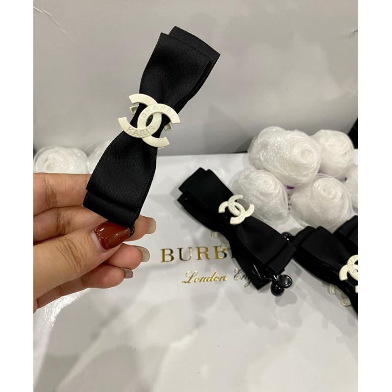 Kẹp dọc chà néo trắng