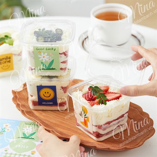 Hộp nhựa vuông b10-8 đựng mousse, tiramisu,… - 10 chiếc