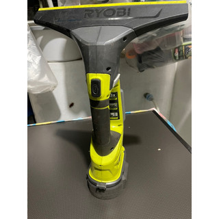 Lau kính ryobi 18v