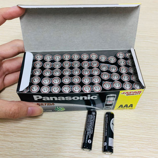 Hộp pin điều khiển aaa panasonic nhập khẩu 1.5v- pin 3a cho lightstick, đèn pin, remote, chuột máy tính aonisu