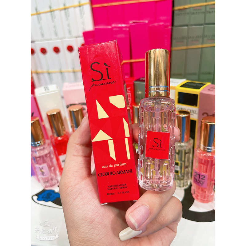 Nước Hoa Chiết Dạng Xịt 4D 20ml Dành Cho Cả Nam Và Nữ Nhiều Mùi