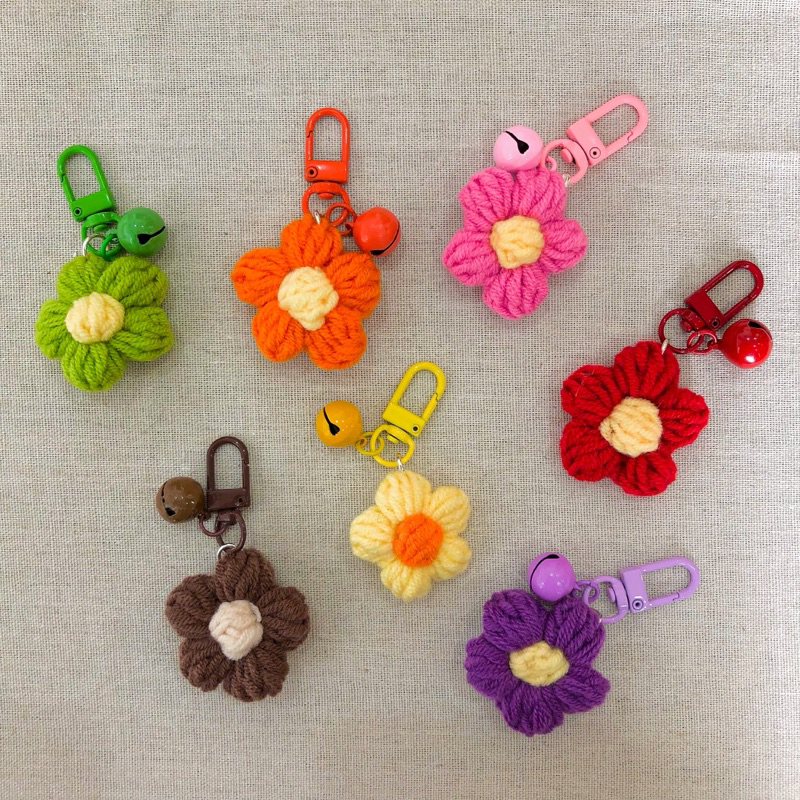 Móc khoá handmade bằng len cute làm quà tặng