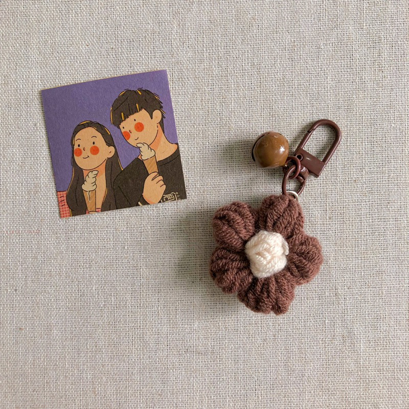 Móc khoá handmade bằng len cute làm quà tặng