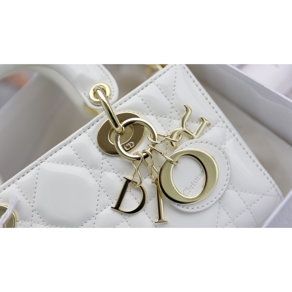 TÚI CD LADY JOY DA BÓNG SZ22