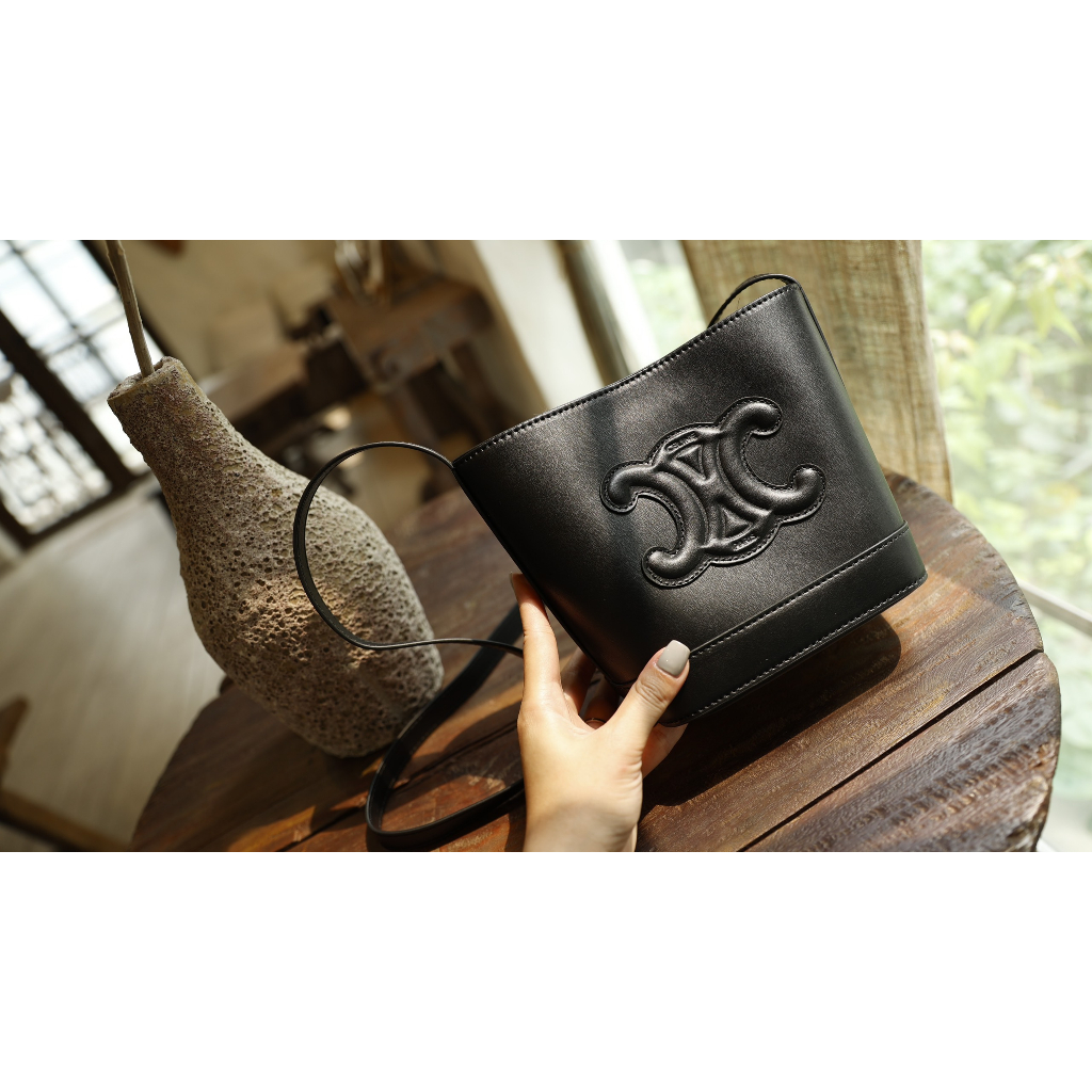 TÚI CELIN TRIOMPHE BUCKET SZ16