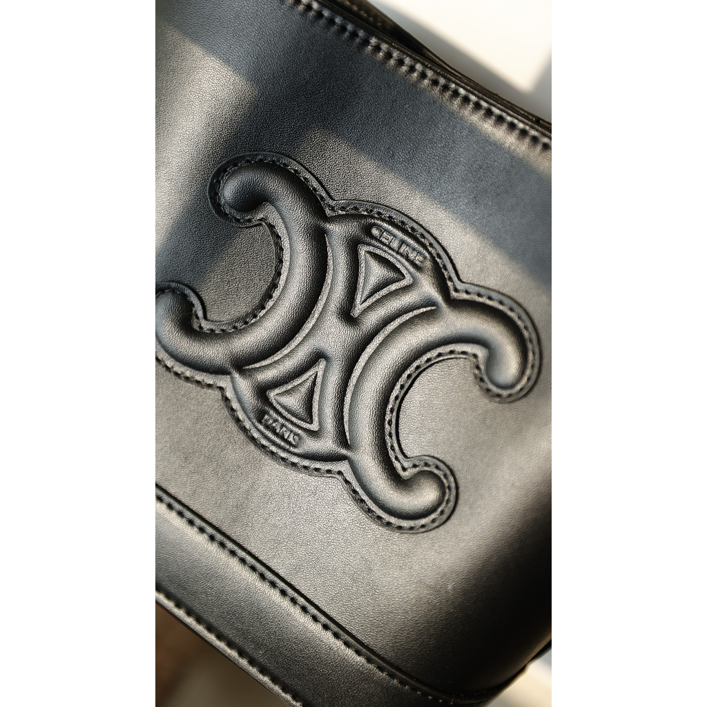 TÚI CELIN TRIOMPHE BUCKET SZ16