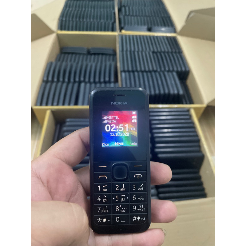 Nokia 130 2016 2sim chính hãng 100%, loa to, sóng khỏe, vỏ hơi trầy xíu nhé khách