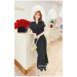 Đầm ôm chấm bi cổ nơ tay bèo