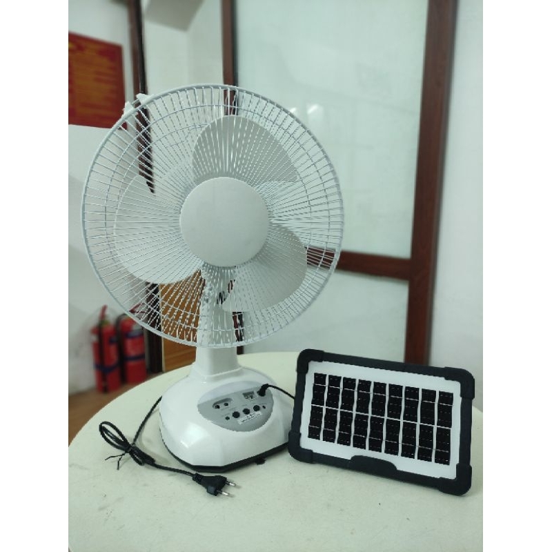 SALE OFF Quạt tích điện ISOLAR