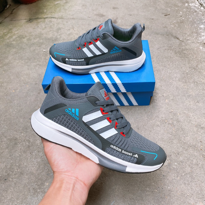 GIẦY THỂ THAO CHẠY BỘ NAM NỮ SIÊU NHẸ , THIẾT KẾ ĐƠN GIẢN THOÁNG KHÍ CÓ SẴN