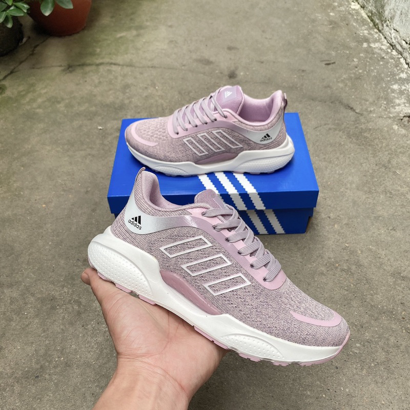 GIẦY THỂ THAO CHẠY BỘ NAM NỮ SIÊU NHẸ , THIẾT KẾ ĐƠN GIẢN THOÁNG KHÍ CÓ SẴN