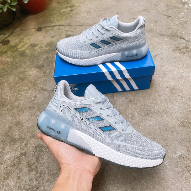 GIẦY THỂ THAO CHẠY BỘ NAM NỮ SIÊU NHẸ , THIẾT KẾ ĐƠN GIẢN THOÁNG KHÍ CÓ SẴN