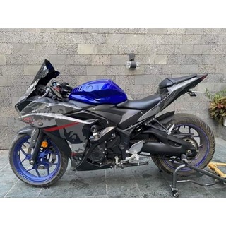 Ốp gắp dáng r1m yamaha r3