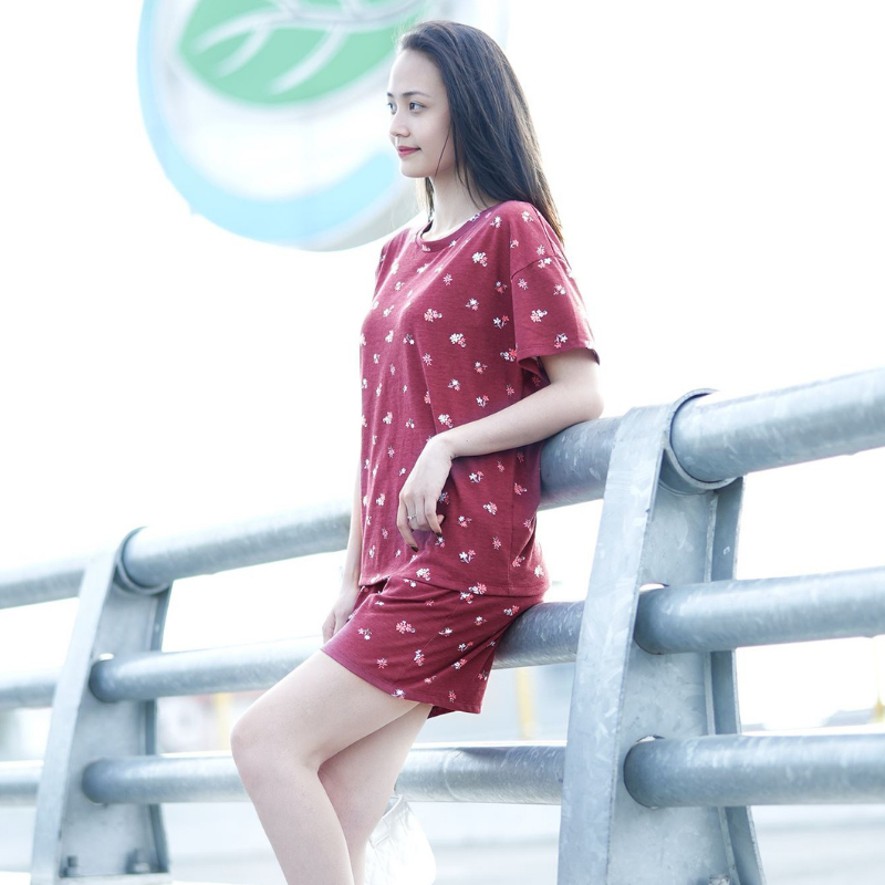 Bộ đồ nữ quần đùi hoa nhí Falumar, set quần áo mặc nhà chất cotton cho thanh niên, trung niên