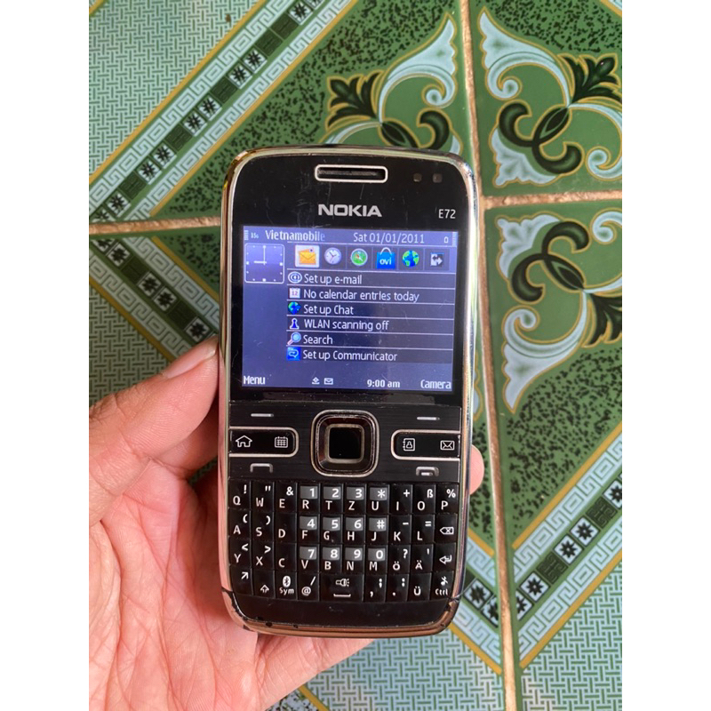 Điện thoại Nokia E72 nguyên zin tem
