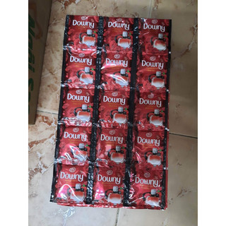 Dầu xả vải DOWNY x 10gói/dây
