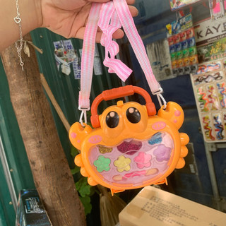 Đồ chơi trang điểm cho bé gái