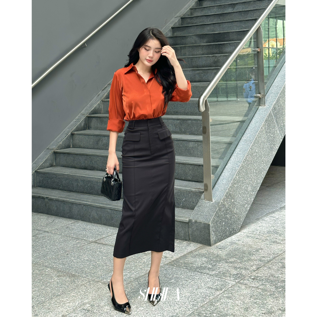 Chân Váy Xẻ Sau Túi Nắp