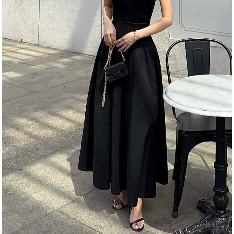 Chân váy lưng cao xếp ly xoè phồng vải Gone Nhật siêu sang. Hàng thiết kế cao cấp
