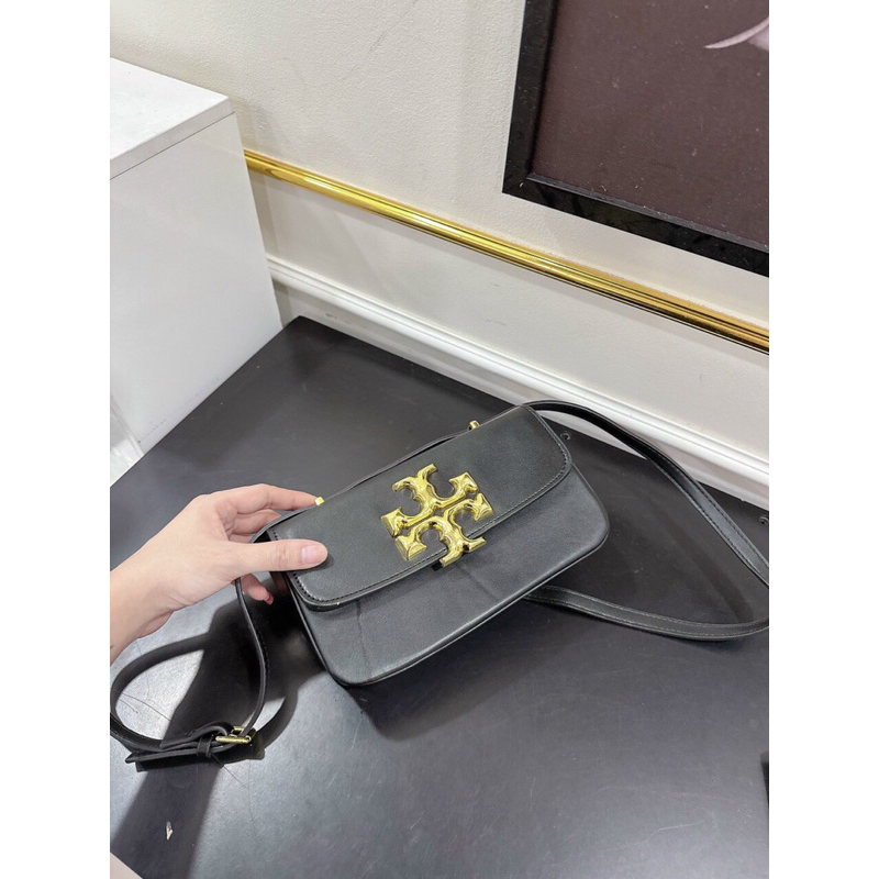 Túi đeo chéo Khoá hình chữ thập