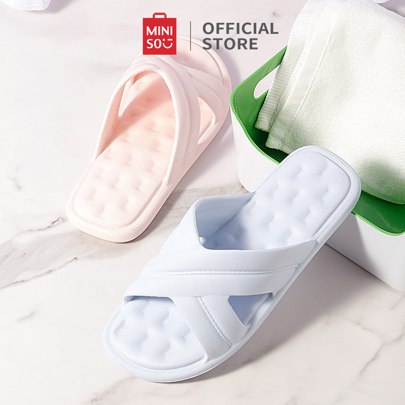 MINISO Dép Đi Trong Nhà Tắm Thoải Mái Và Đa Năng Dép Đi Trong Nhà Chống Trơn Màu Cây Lau Nhà Mềm Mại Dép Co Giãn Nước Ướ