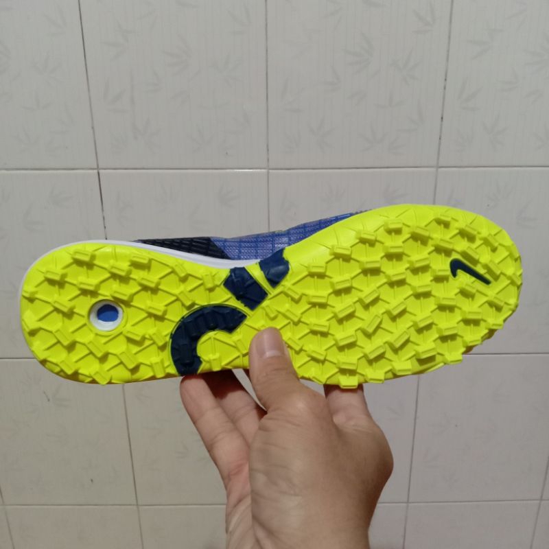 Giày Bóng Đá Sân Cỏ Nhân Tạo Mercurial Vapor 14 pro Các Màu