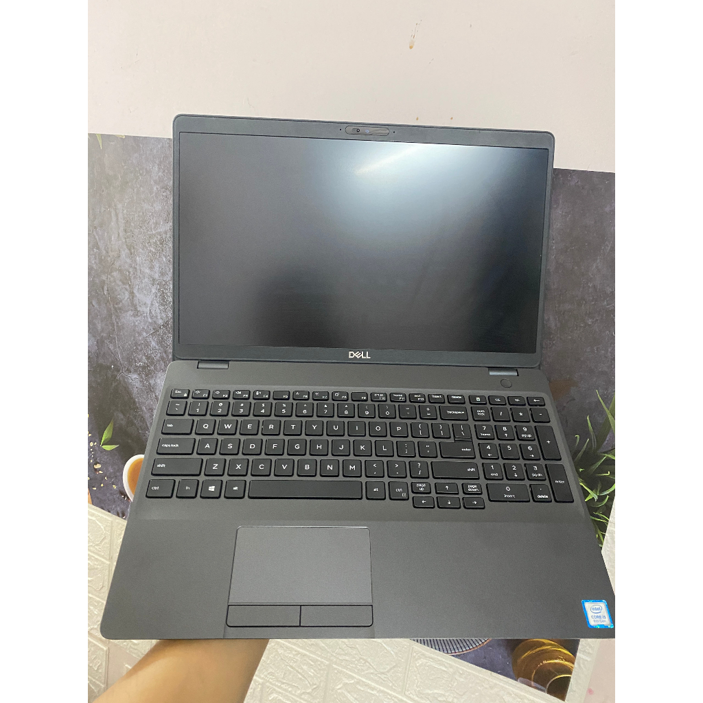 Latop Dell Latitude 5500 15.6 inchs Viền mỏng chip thế hệ 8.