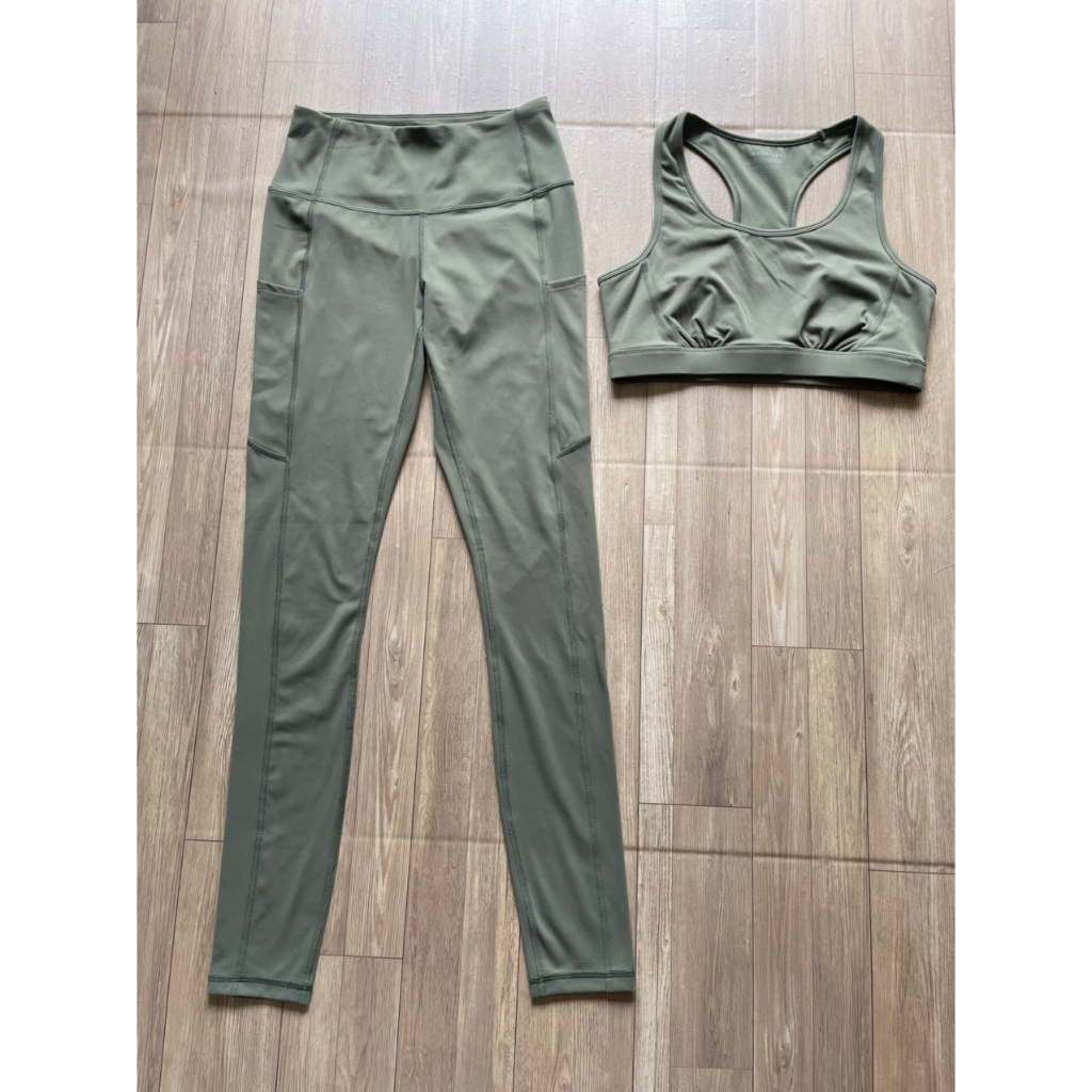 set bộ thể thao , tâp yoga , xịn xò , tôn dáng người mặc vnxk