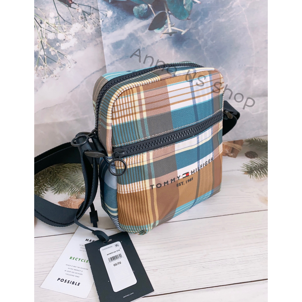 Túi đeo chéo Tommy Hilfiger MADRAS REPORTER BAG màu Madras Print AM09146
