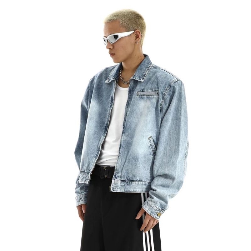 Áo khoác denim Unisex dáng ngắn,  phong cách Hàn Quốc.