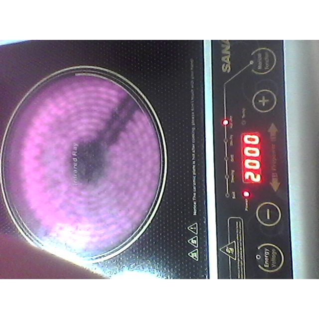 Bếp hồng ngoại Sanaky 2000w