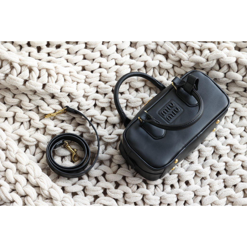 TÚI MIUMIU QUAI XÁCH SZ26