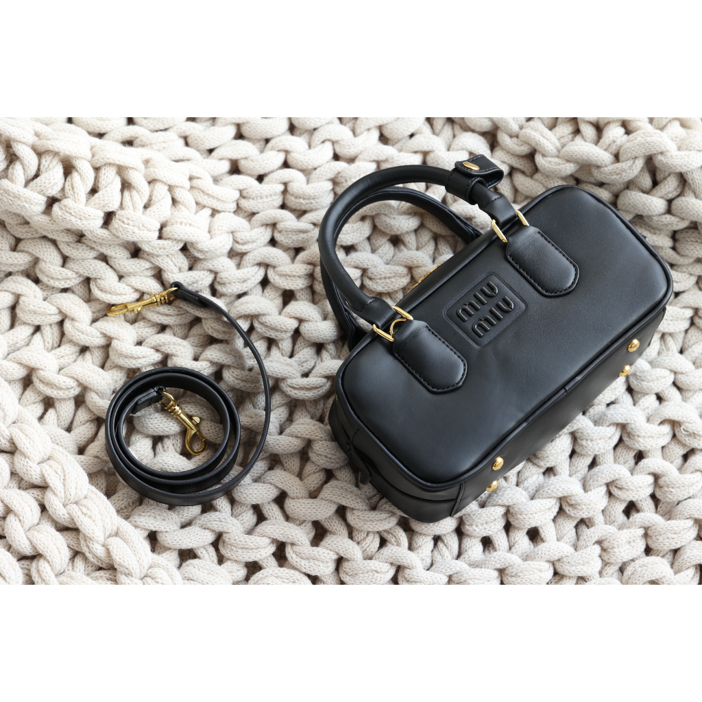 TÚI MIUMIU QUAI XÁCH SZ26