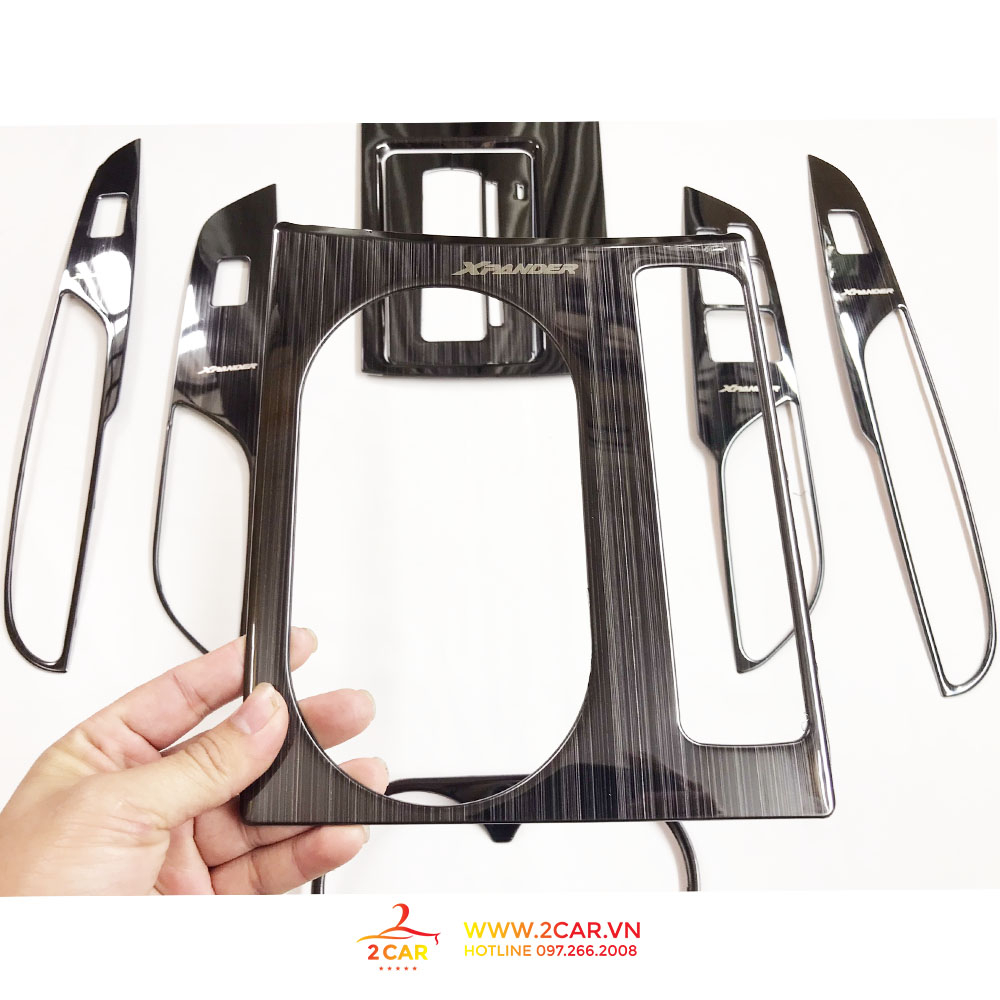 Ốp nội thất xe Mitsubishi Xpander 2018, 2019, 2020 titan phay xước cao cấp