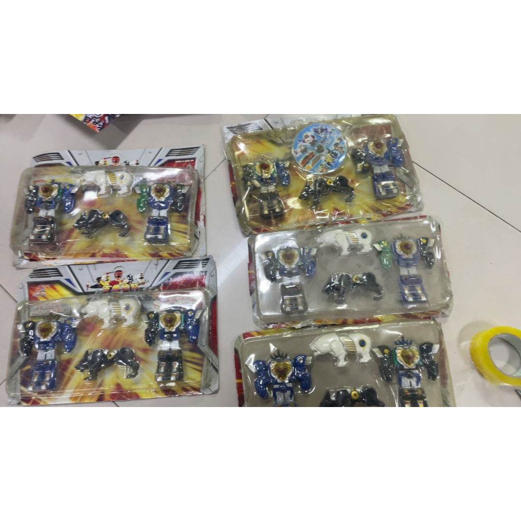 Combo Mô hình đồ chơi siêu nhân gao CÓ SẴN Gaoranger. Gao King 2 tay gấu + 1 gấu + 1 sói mất bìa  China.