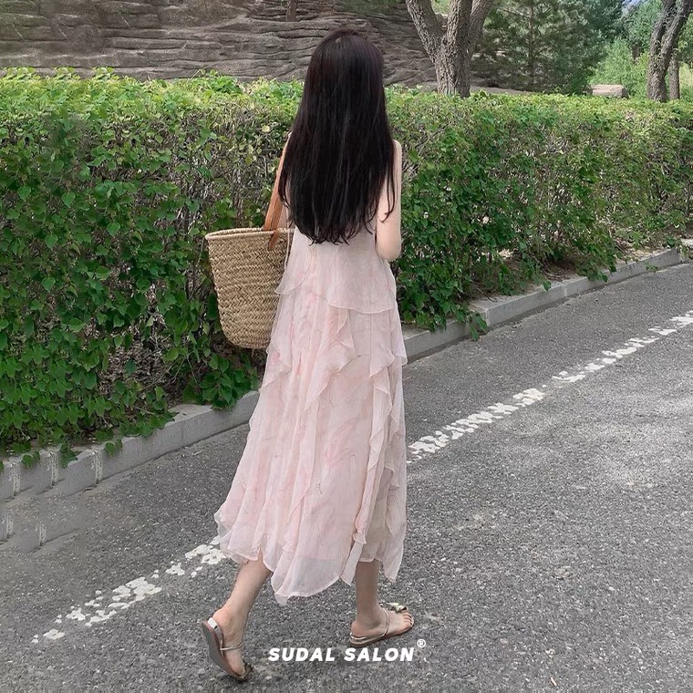 Váy hai dây đi biển đi chơi phong cách tỷ tỷ siêu Hot