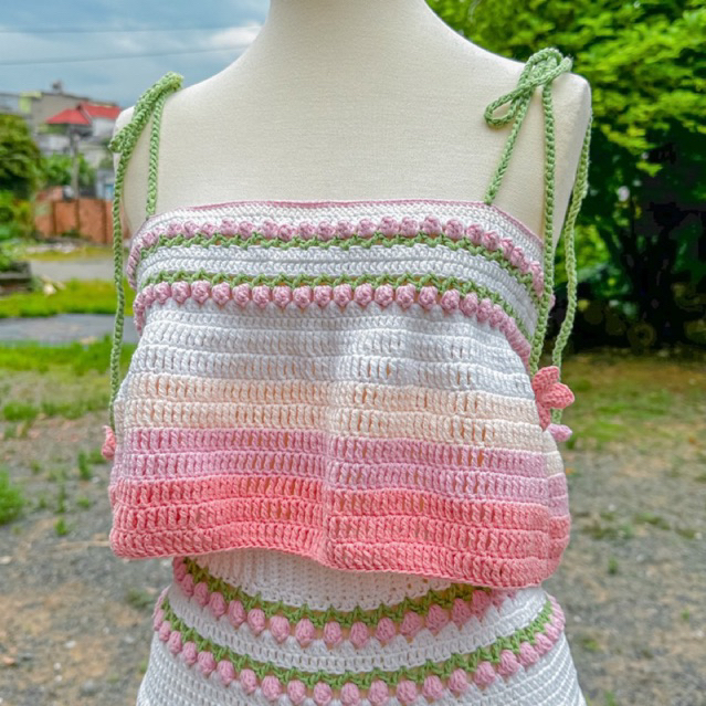 Tuplip top Áo croptop hai dây Set áo váy hoa tulip màu loang móc len handmade