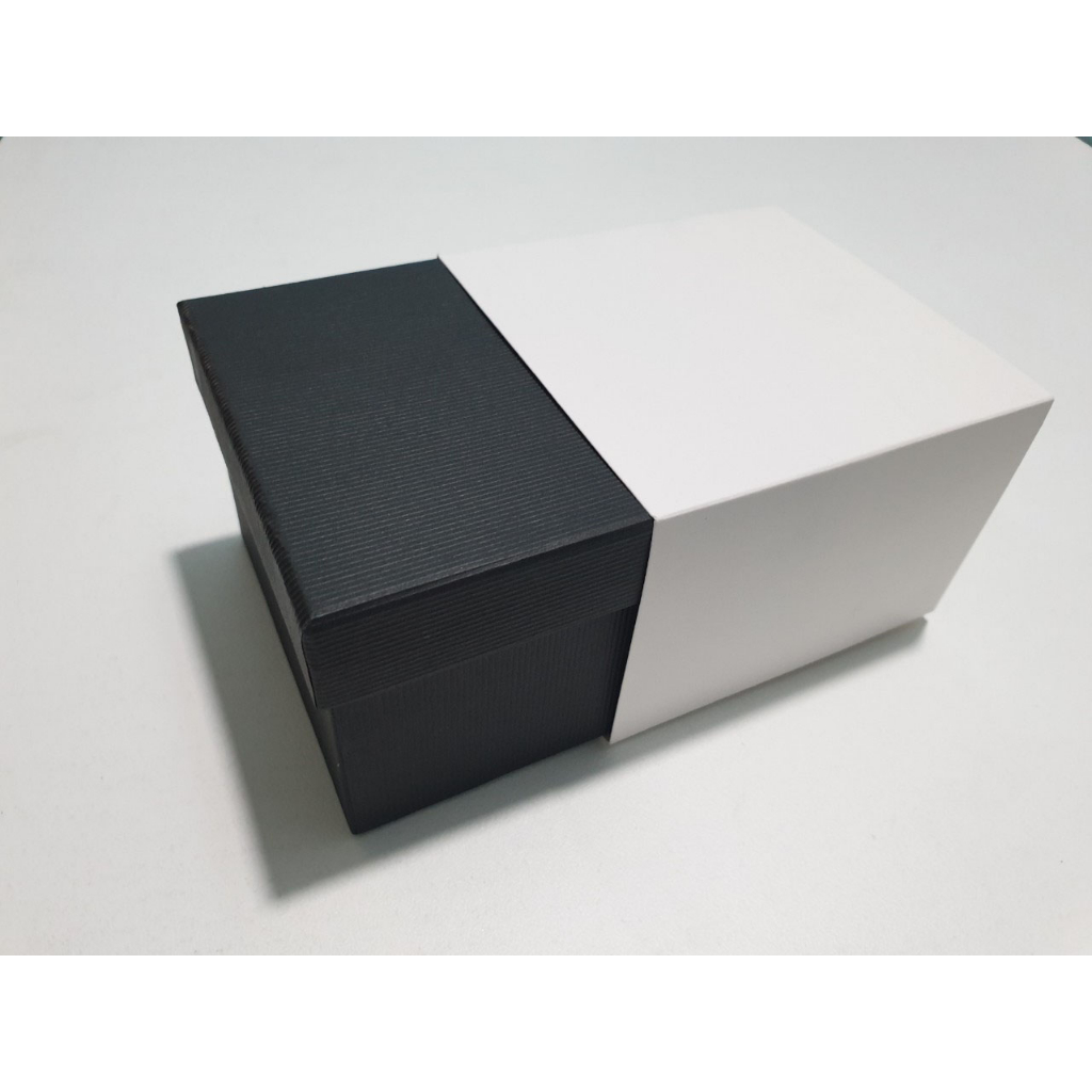 hộp đồng hồ giá rẻ anbox size: 10*10*7cm, Cam kết giao hộp như ảnh nguyên bộ