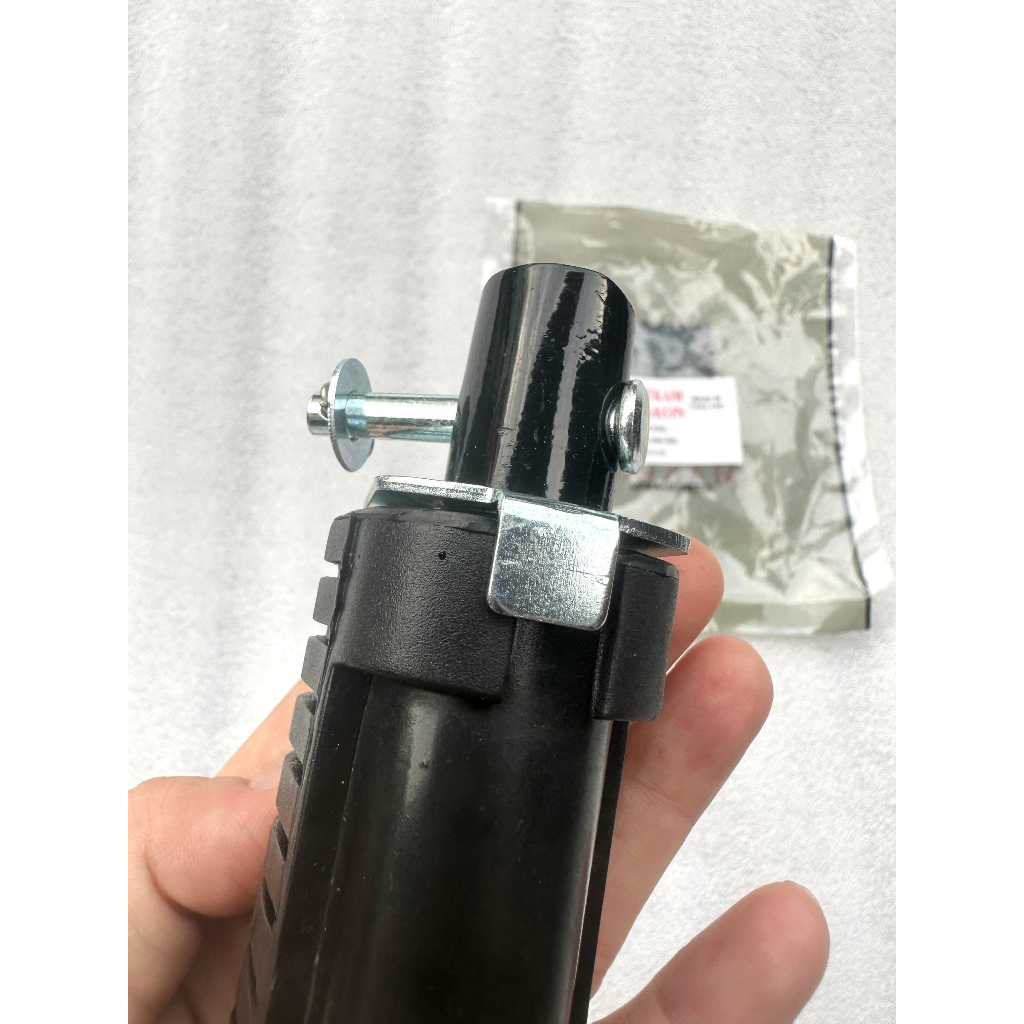 CAO SU GÁC CHÂN SAU XE WAVE - SUPPER DREAM